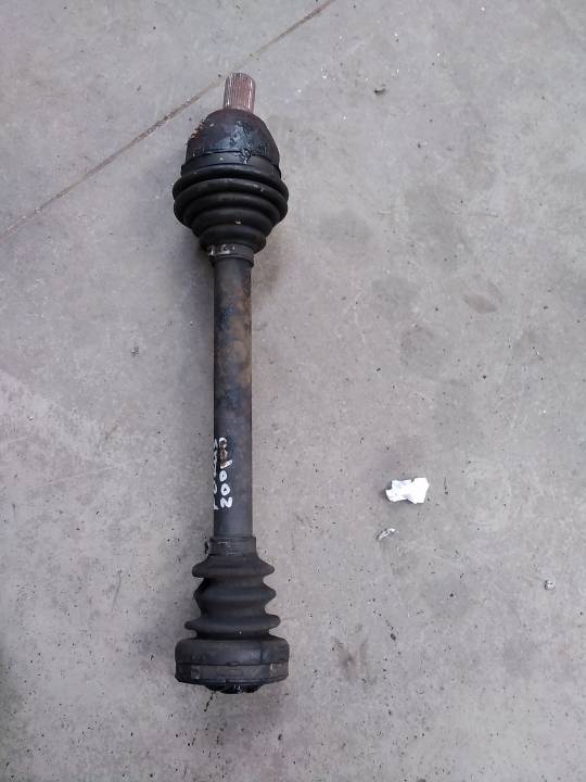 Poloosa levá - FORD - FOCUS II (DA_, HCP, DP)