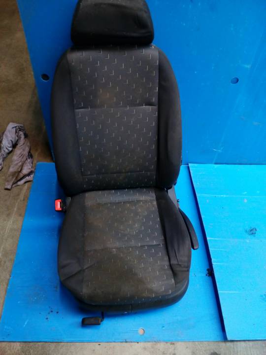 Sedadlo řidiče - ŠKODA - OCTAVIA AC COMBI