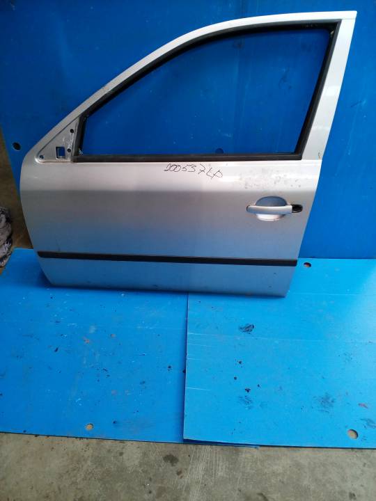 Dveře levé přední - ŠKODA - OCTAVIA AC COMBI