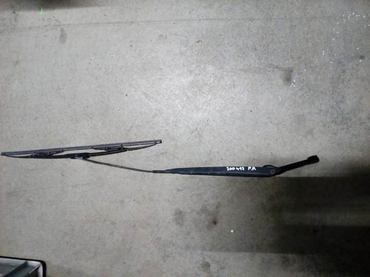 Stěrač pravý přední - HYUNDAI - SANTA Fe I (SM)