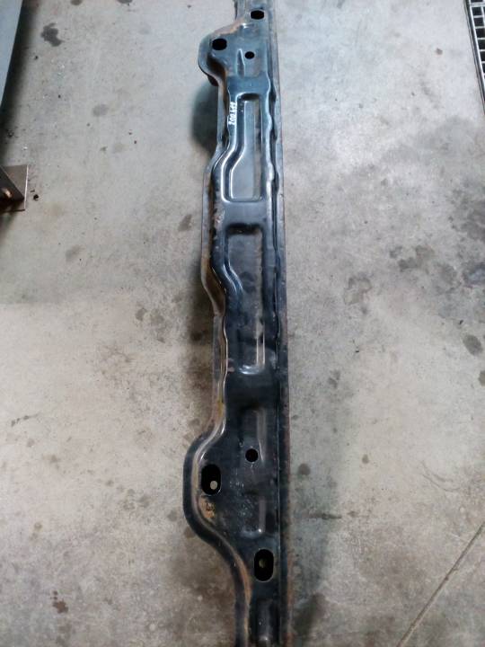 Výztuha předního nárazníku - HYUNDAI - SANTA Fe I (SM)