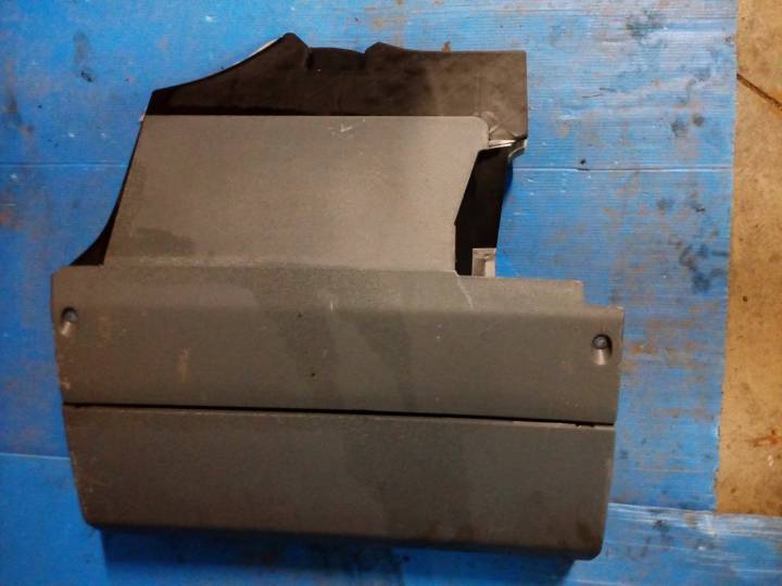 Úložný box u spolujezdce přihrádka - ŠKODA - FABIA hatchback