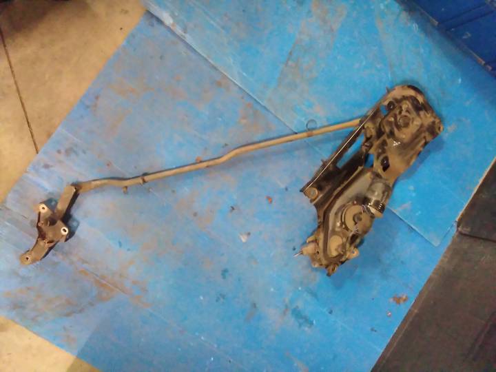 Motorek stěračů + mechanismus - MAZDA - 6 combi (GY)