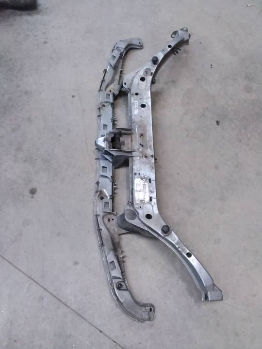 Přední horní příčka čelo - FORD - FOCUS I (DAW, DBW)