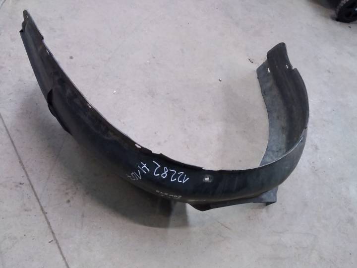 Pravý přední podběh - ŠKODA - OCTAVIA I combi (1U5)