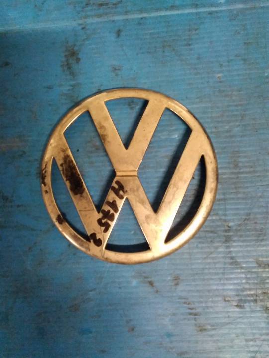 Znak vw - VOLKSWAGEN - PASSAT (3B3)