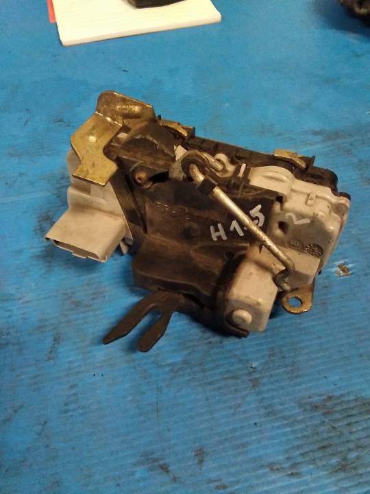 Centrální zámek dveří pravé přední - CITROEN - XSARA combi (N2)