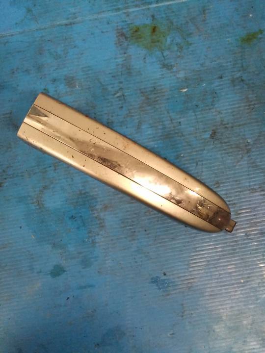 Klika dveří přední levá - MAZDA - 626 III combi (GV)