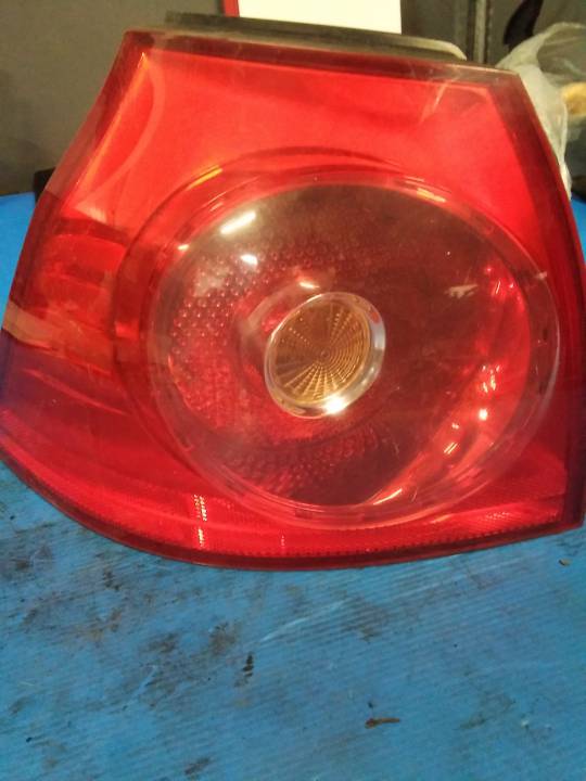 Levé zadní světlo - VOLKSWAGEN - GOLF V (1K1)