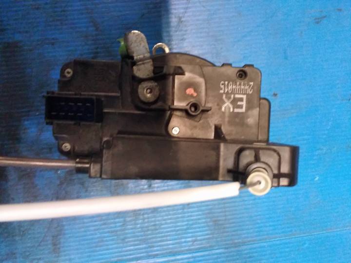 Centrální zamykání dveří levé přední - OPEL - ZAFIRA A velkoprostorová limuzína (T98)