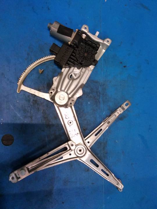 Stahování okna pravé přední elektrické - OPEL - ZAFIRA A velkoprostorová limuzína (T98)