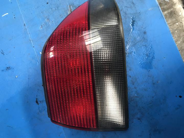 Pravé zadní světlo - SAAB - 9-3 (YS3D)