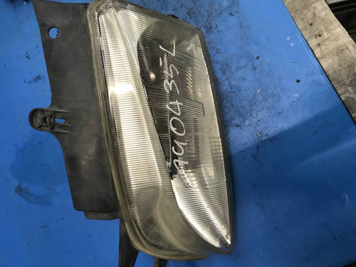 Levé přední světlo - PEUGEOT - PARTNER Combispace (5F)