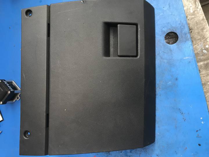 Úložná přihrádka kastlík - OPEL - MERIVA A