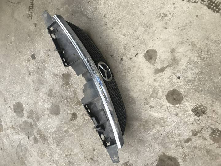 Maska - MAZDA - 323 C IV (BG)