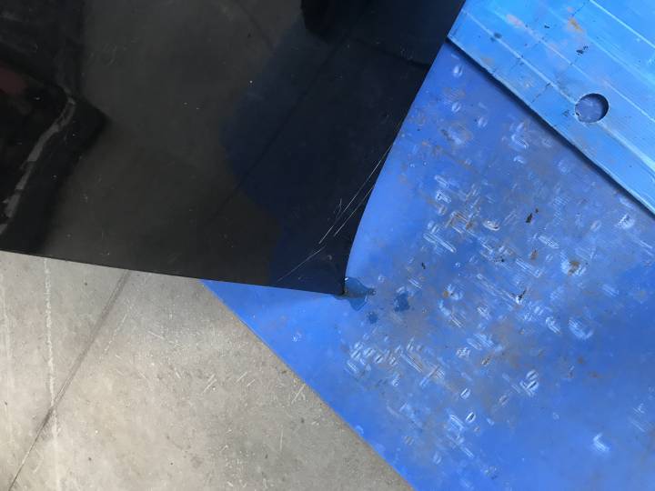 Kapota - VOLKSWAGEN - PASSAT (3B2)