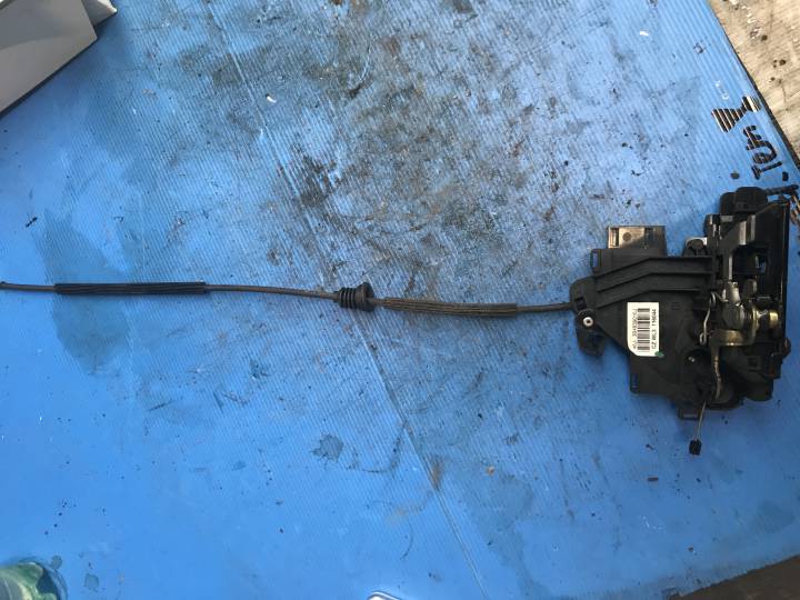 Centrální zámek dveří pravý zadní - ŠKODA - FABIA I (6Y2)