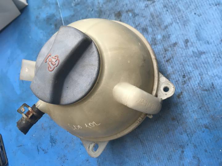 Expanzní nádoba - ŠKODA - OCTAVIA I (1U2)