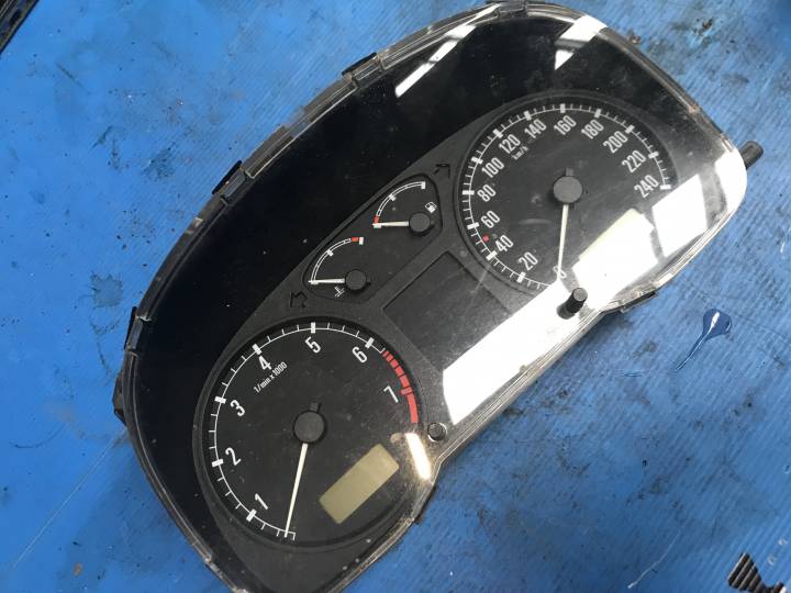 Budíky - ŠKODA - OCTAVIA I (1U2)