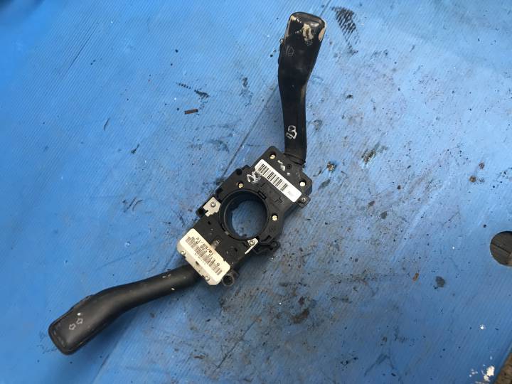 Páčky pod volant - VOLKSWAGEN - GOLF IV (1J1)