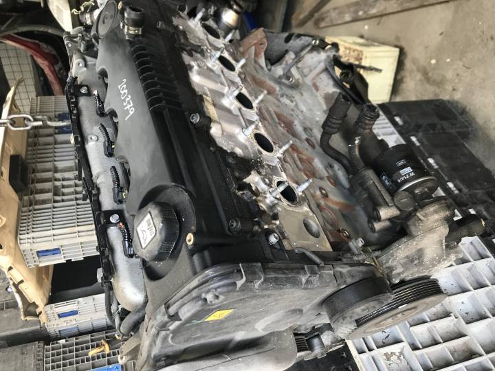 Motor 166,2,4NM,110kw,841C000 pouze 150.000km - ALFA ROMEO - 166 (936_)