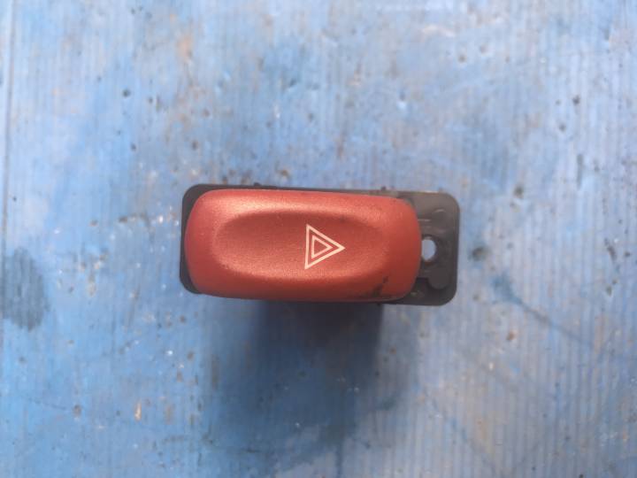 Tlačítko výstražných světel - OPEL - AGILA (A) (H00)