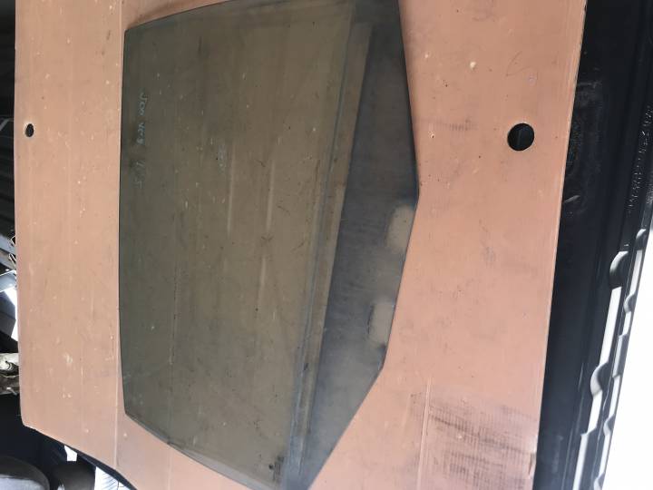 Pravé zadní sklo - ŠKODA - OCTAVIA I (1U2)