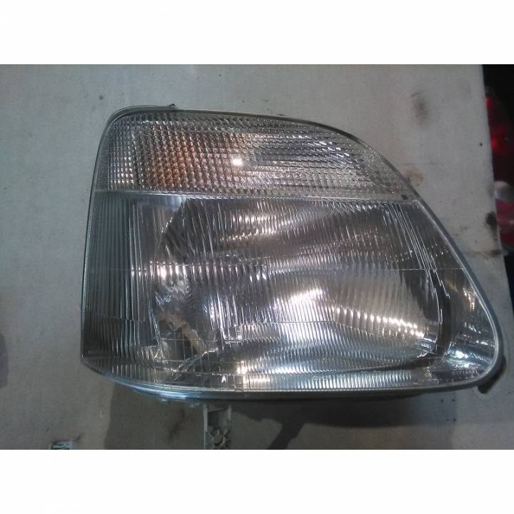 Pravé přední světlo - OPEL - AGILA (A) (H00)
