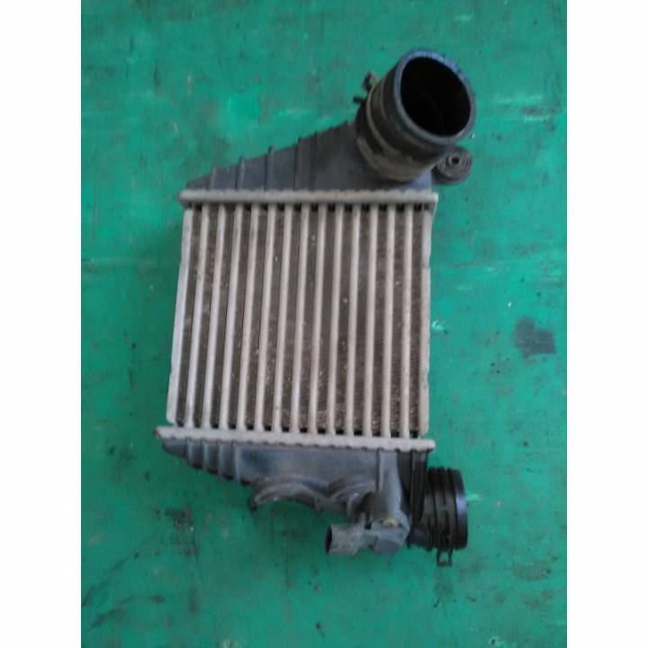 Intercooler - VOLKSWAGEN - GOLF IV combi (1J5)
