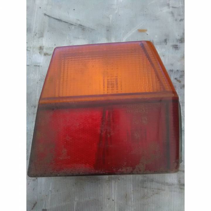 Pravé zadní světlo - ŠKODA - FAVORIT (781)