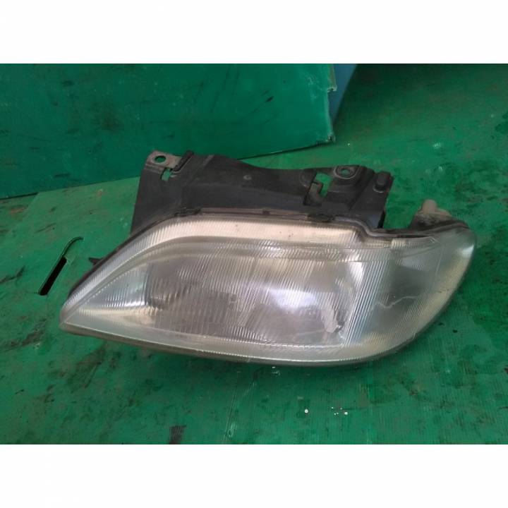 Přední levé světlo - CITROEN - XSARA (N1)