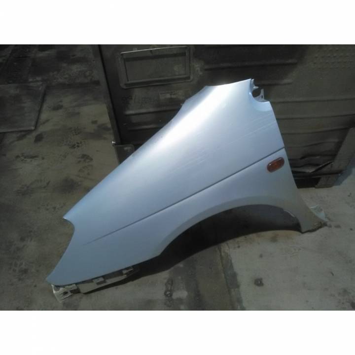 Levý přední blatník - RENAULT - Megane Scenic combi, 5Dv.