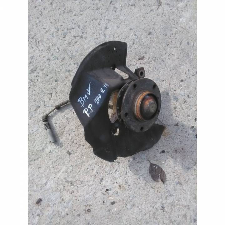 Pravý přední náboj kola - BMW - 3 (E46)