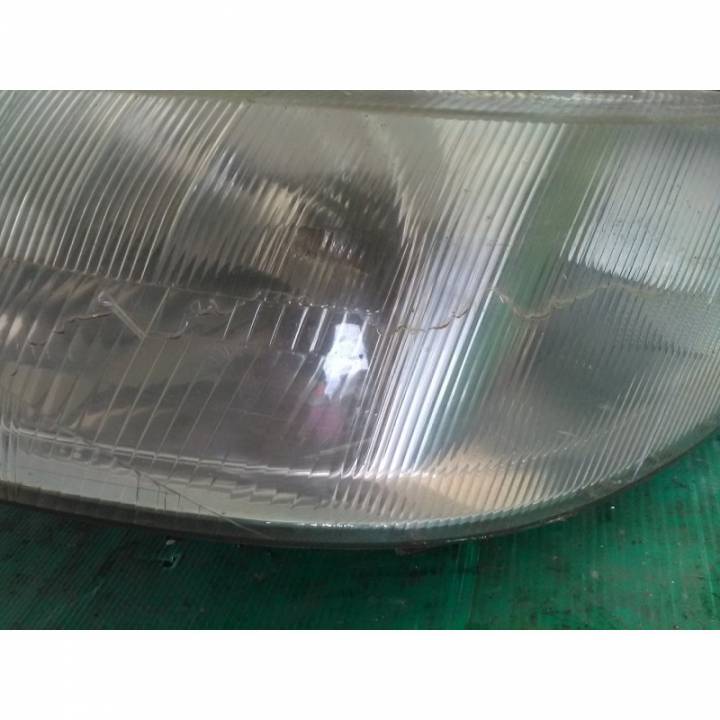 Přední levé světlo - CITROEN - XSARA (N1)